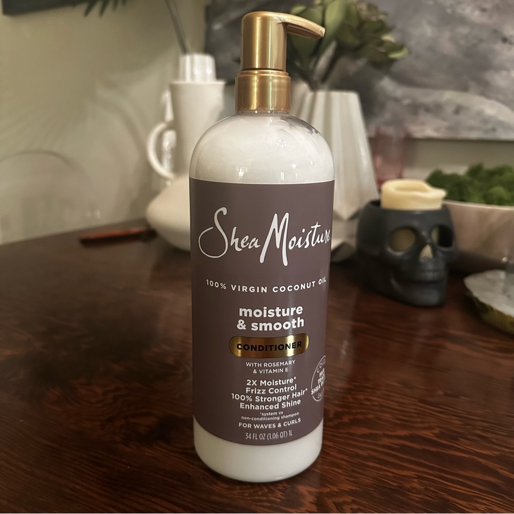 Shea Moisture Moisture & Smooth Conditioner